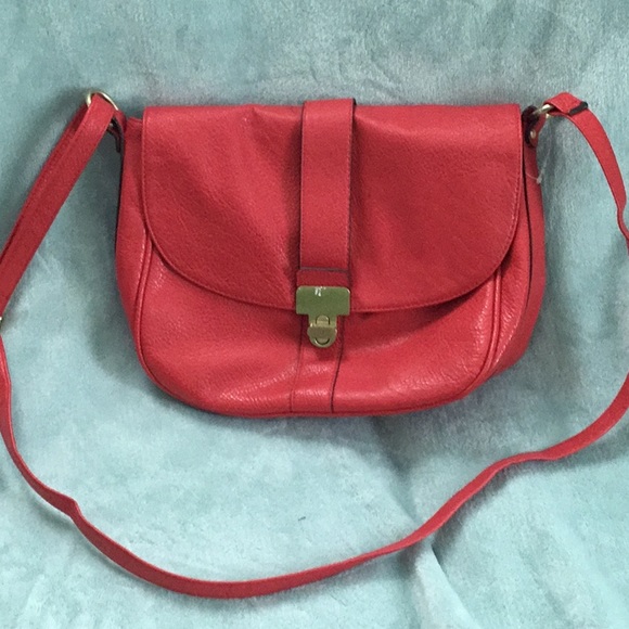 merona red purse
